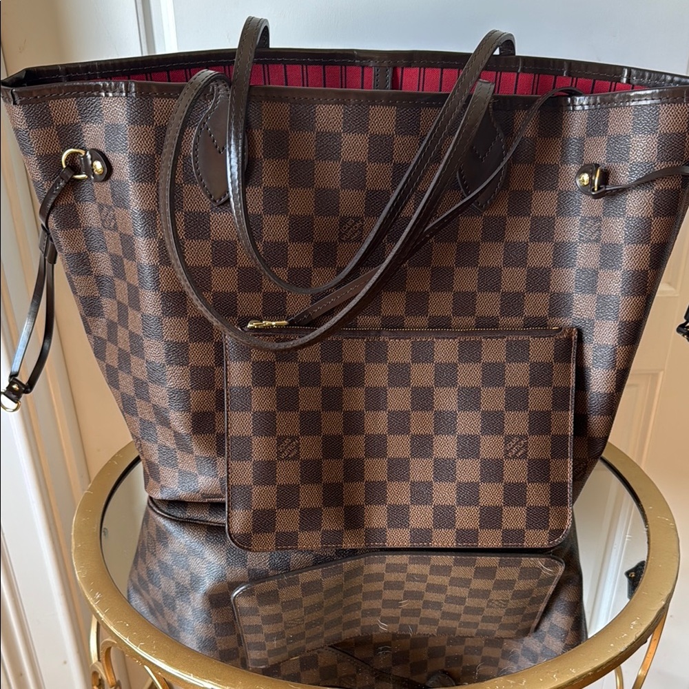 Authentic Louis Vuitton Brown Neverfull Tote Bag with Damier Ebene Canvas MM